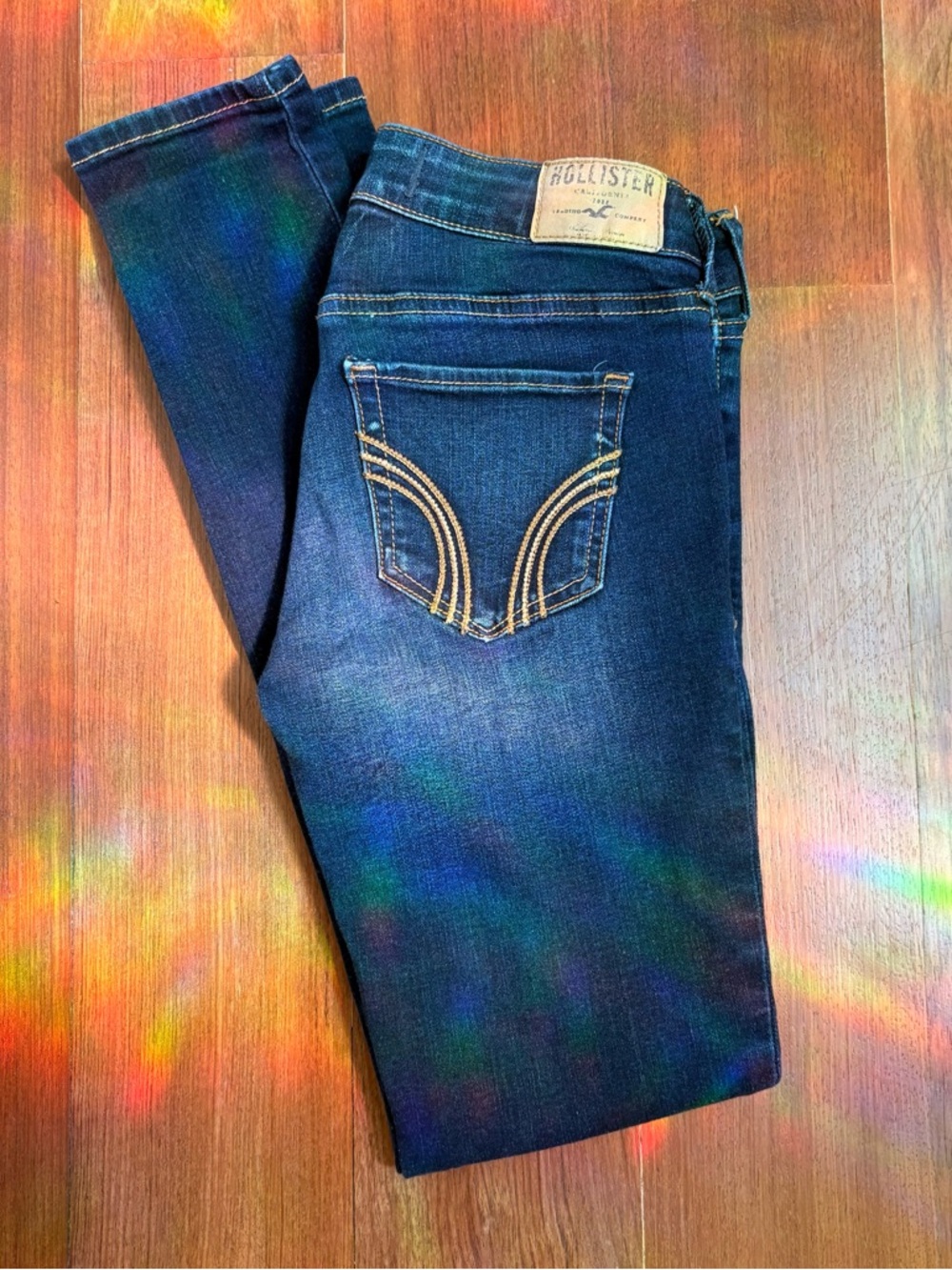 Hollister Women's Dark Indigo Skinny medium rise, 3S W26 L29